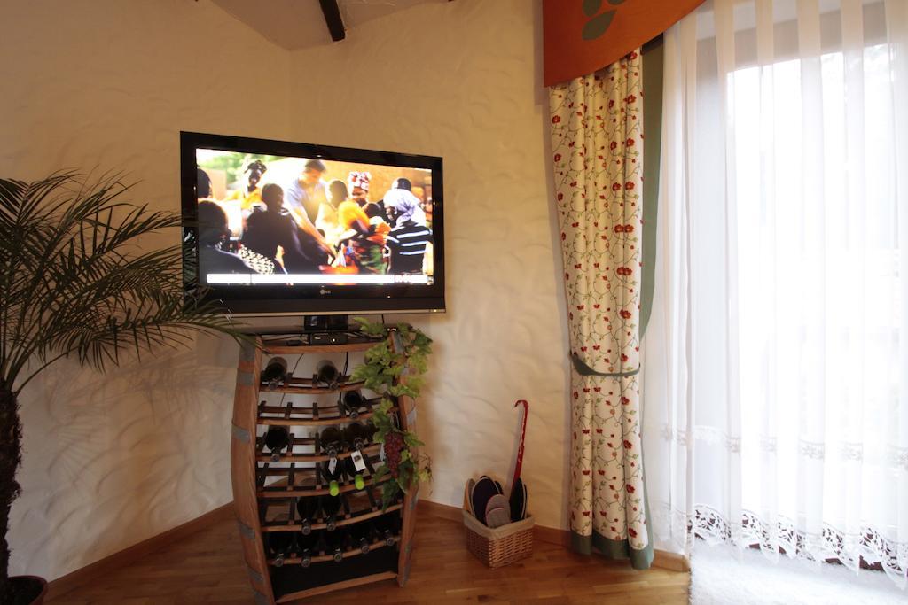Luxus Appartement Schwarzwald Bei Freiburg 4 Schlafzimmer Sauna Sölden Стая снимка