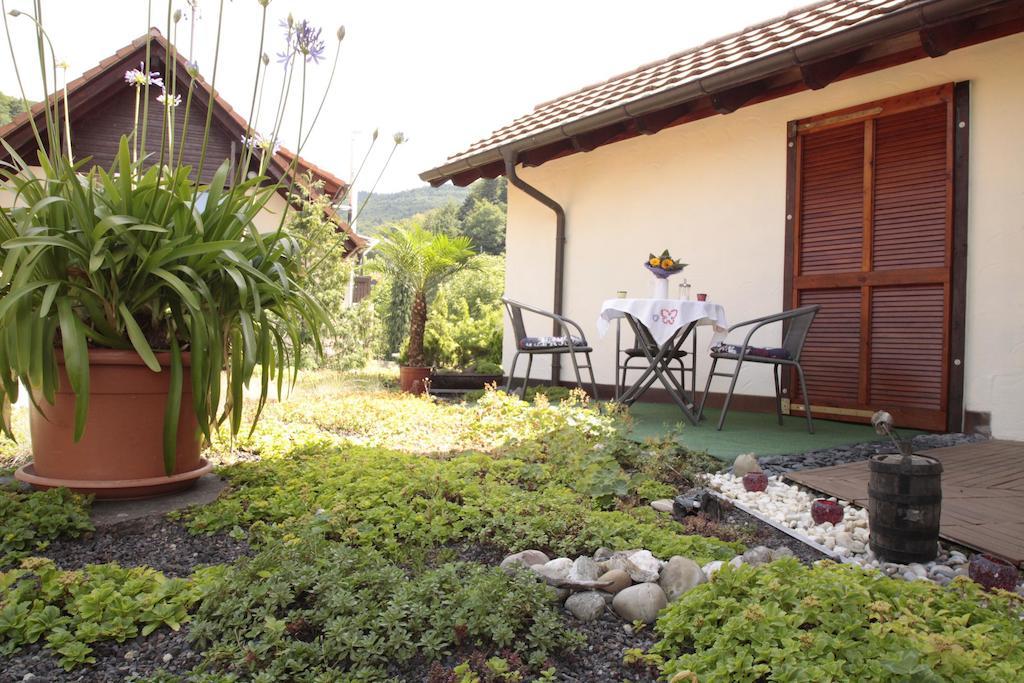 Luxus Appartement Schwarzwald Bei Freiburg 4 Schlafzimmer Sauna Sölden Стая снимка